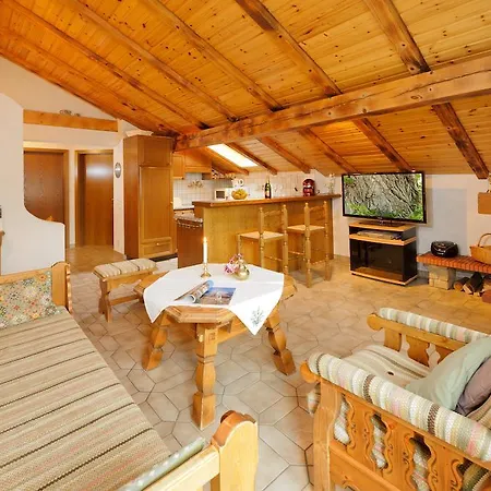 Touring Cheminee 아파트